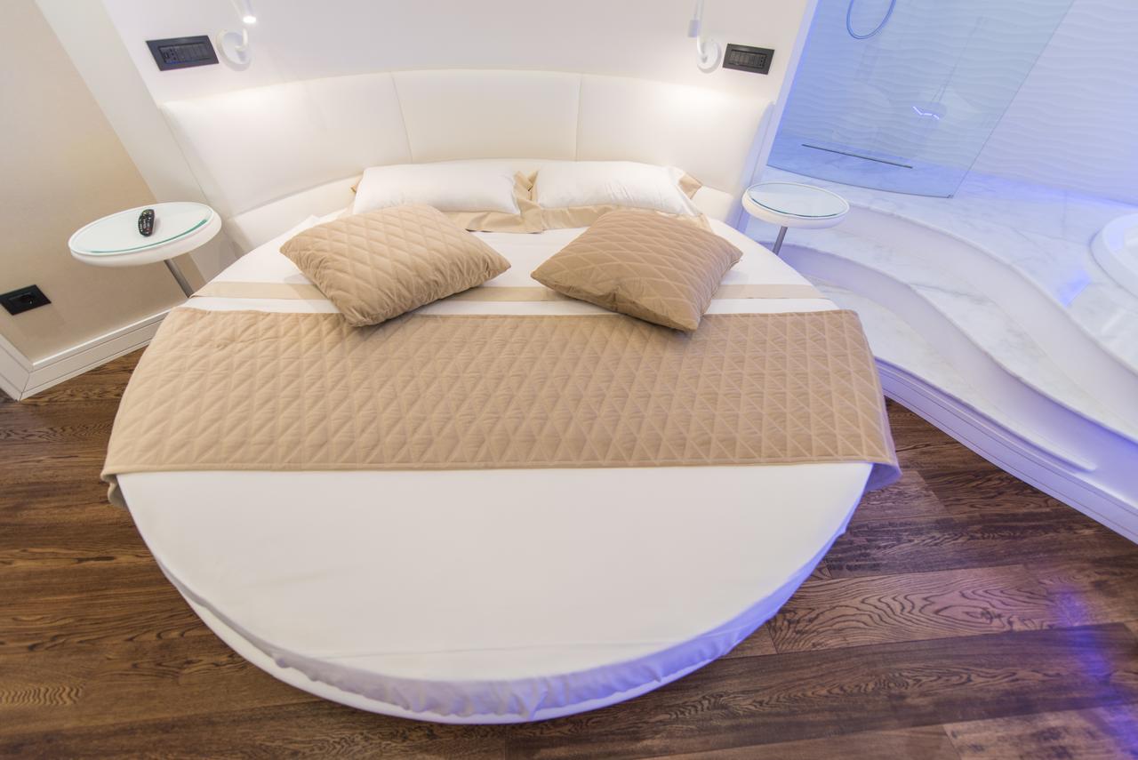Lux Suites In Roma Eksteriør bilde